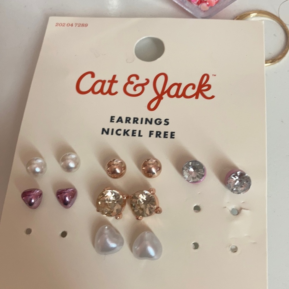 Cat and jack earrings for kids.